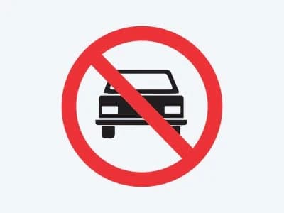 Placa de regulamentação R-10: Proibido trânsito de veículos automotores